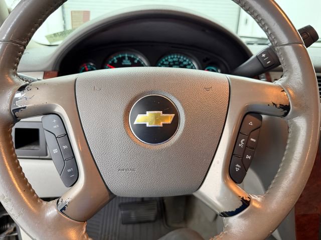 Used 2011 Chevrolet Suburban LT image 13