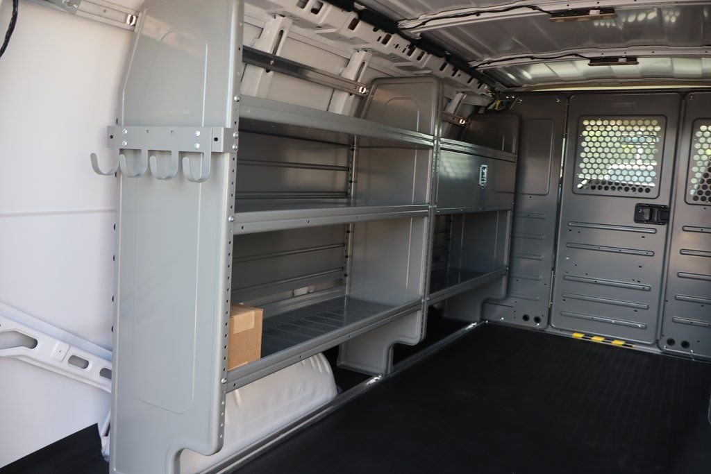 New 2025 Chevrolet Express 2500 w/ Driver Convenience Package image 4