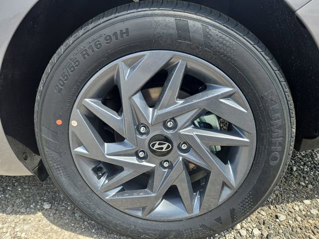 New 2025 Hyundai Elantra Blue image 29