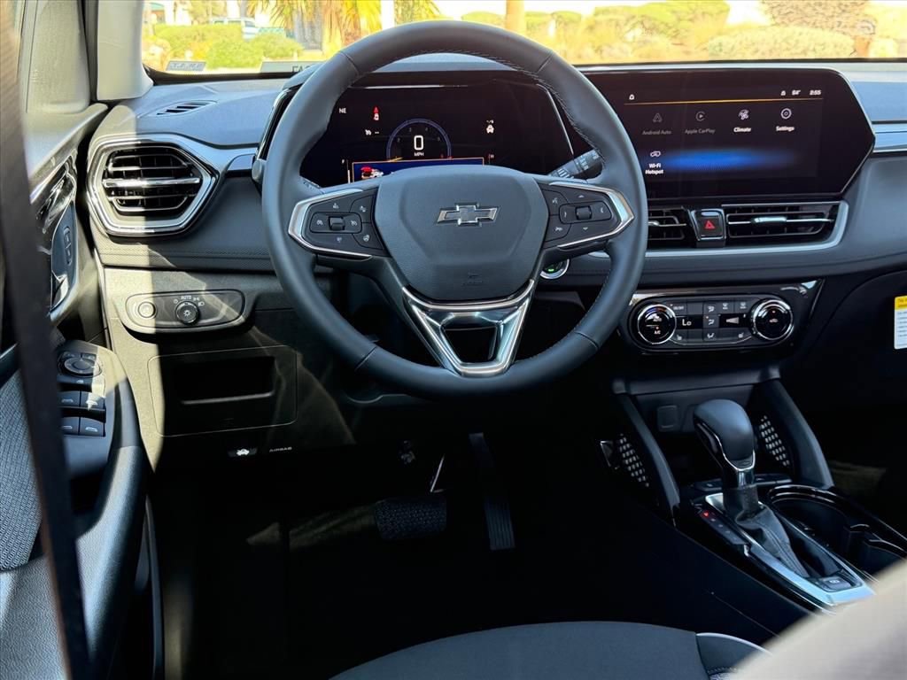 New 2026 Chevrolet TrailBlazer LT w/ Convenience Package FWD image 7
