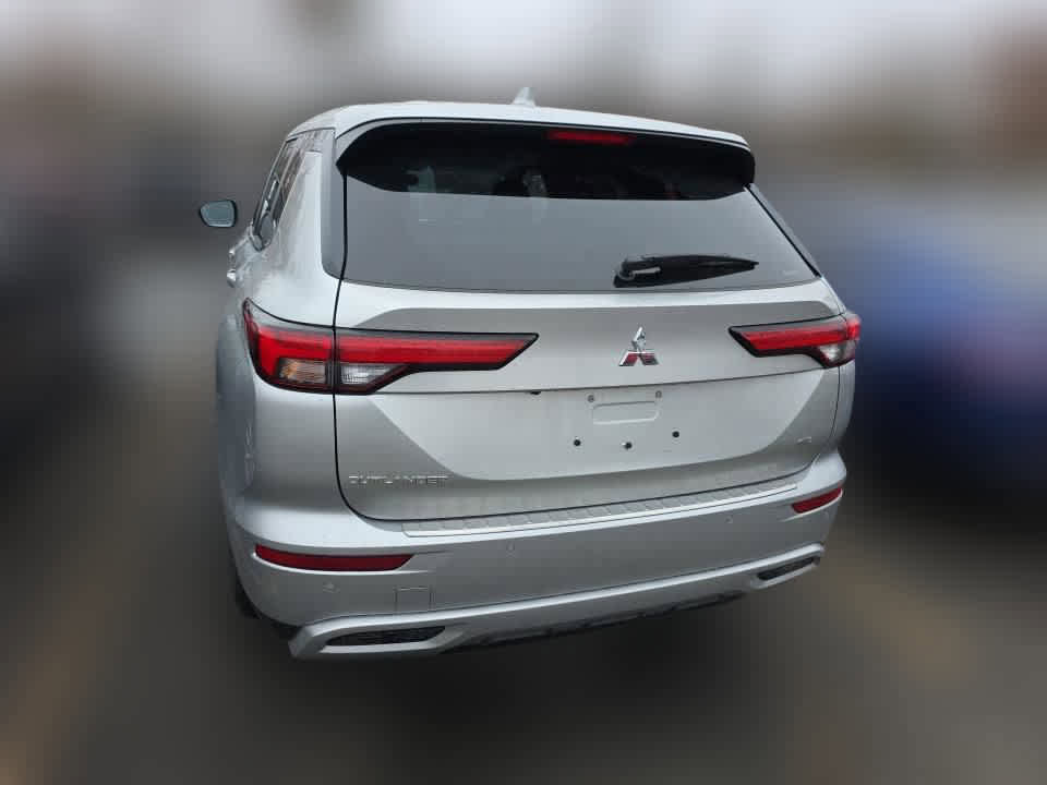 Used 2022 Mitsubishi Outlander SE AWD/4WD image 6