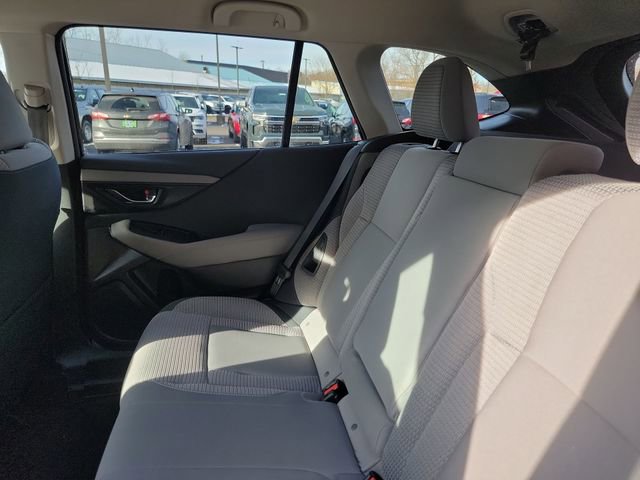 Used 2024 Subaru Outback Premium image 25