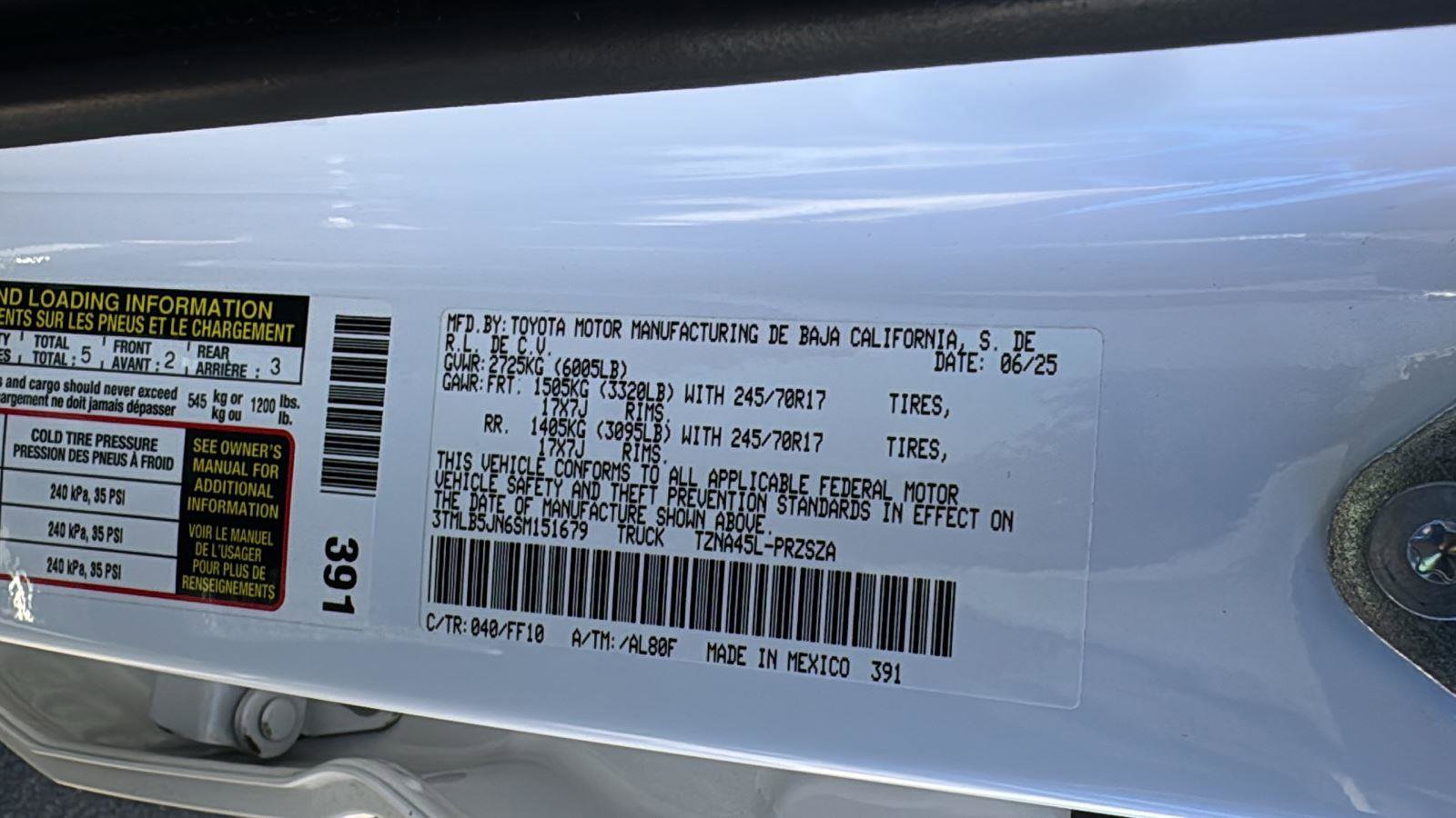 Used 2025 Toyota Tacoma SR5 image 24