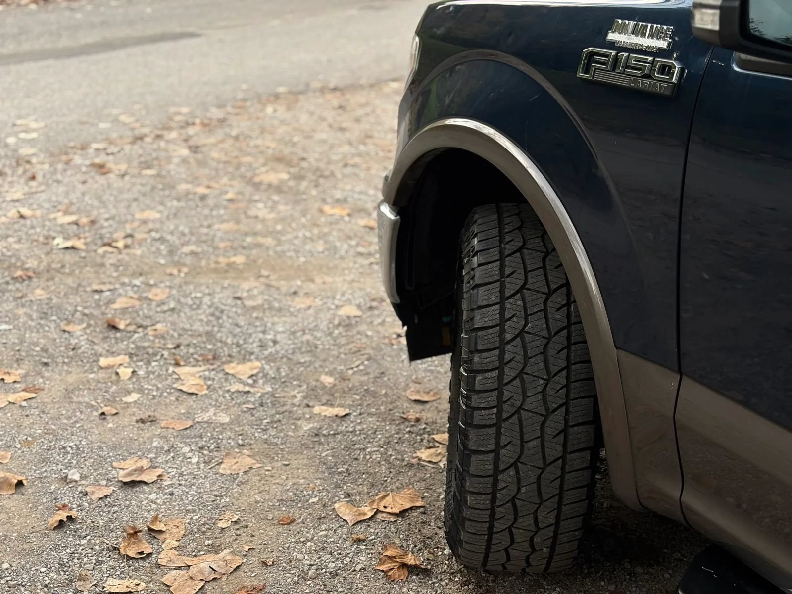 Used 2019 Ford F150 Lariat AWD/4WD image 10