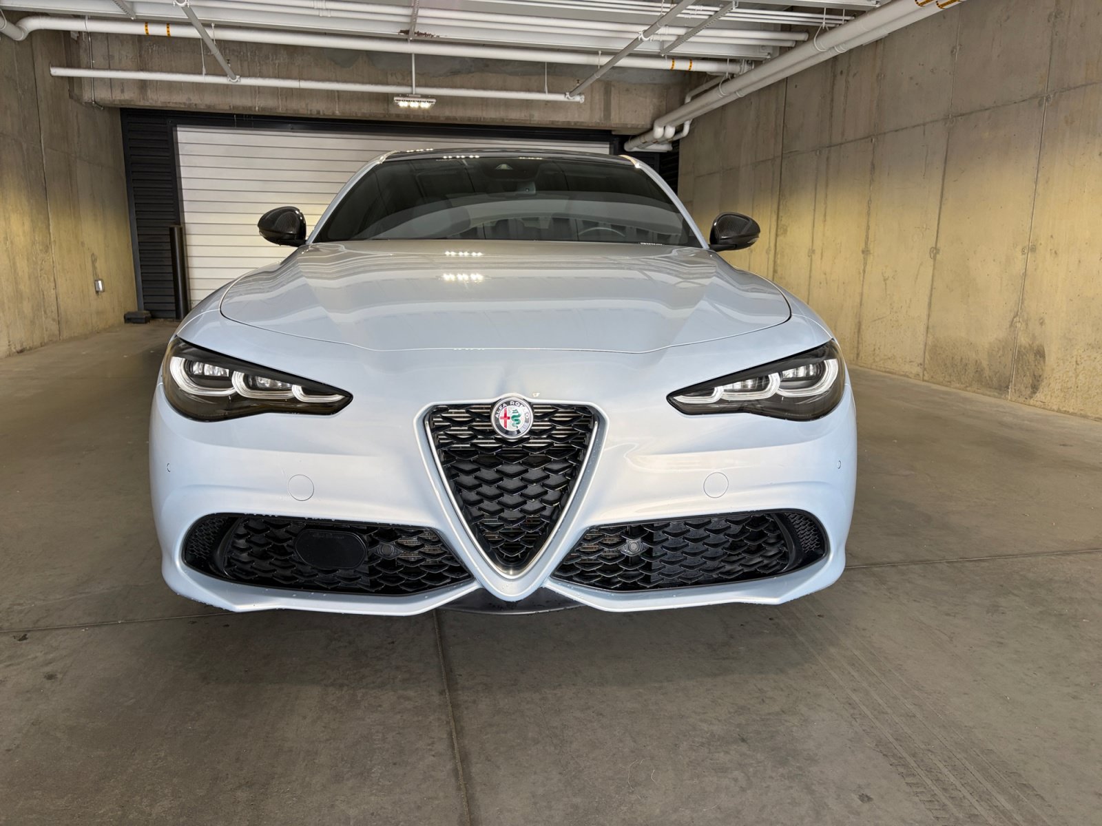 Used 2024 Alfa Romeo Giulia Ti AWD/4WD image 11