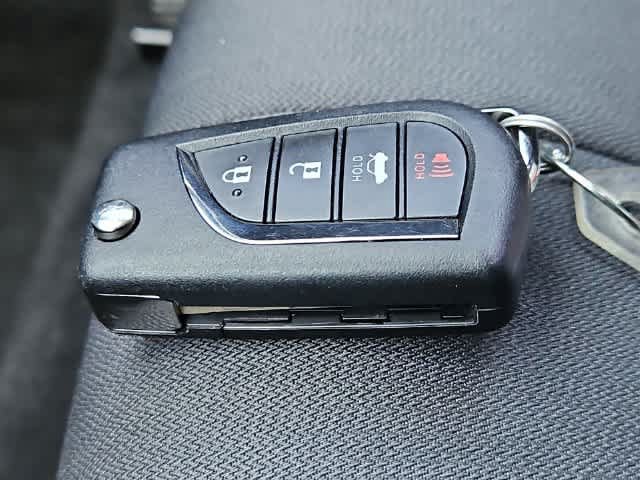 Used 2023 Toyota Camry LE FWD image 28