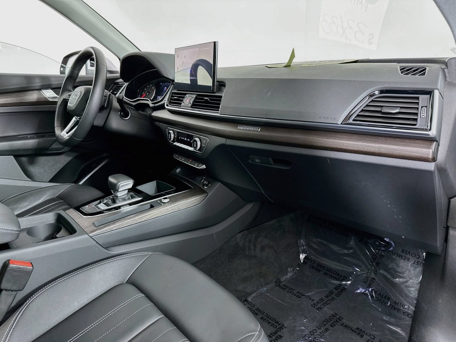 Used 2023 Audi Q5 2.0T Premium w/ Convenience Package AWD/4WD image 30
