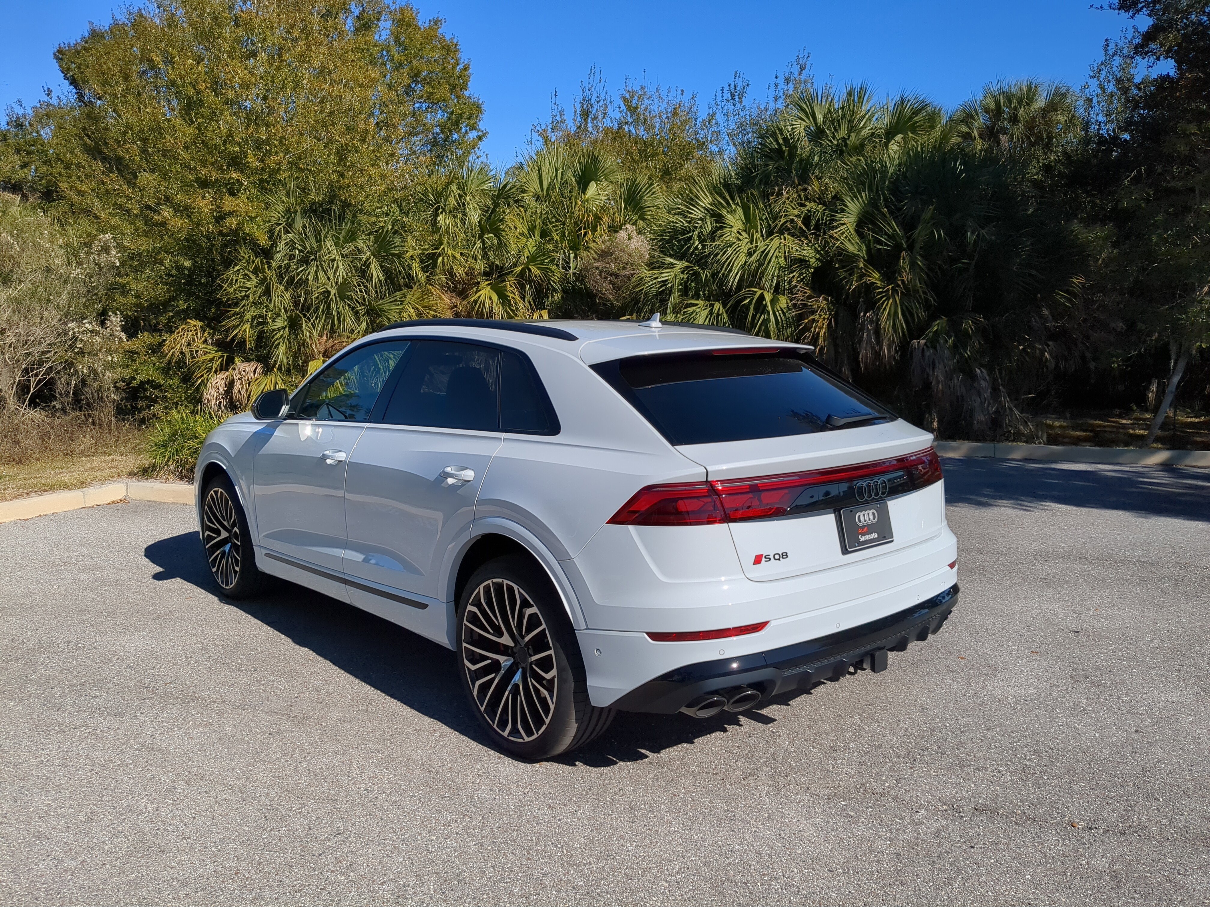 New 2026 Audi SQ8 Prestige image 6