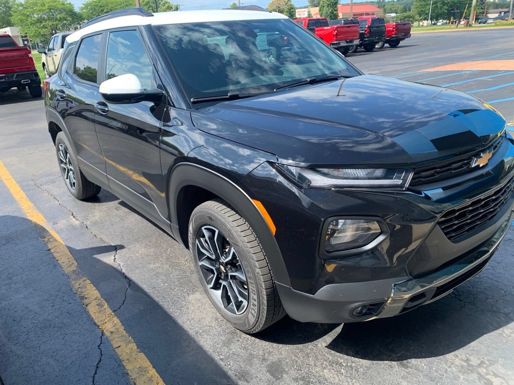 Used 2023 Chevrolet TrailBlazer ACTIV w/ Convenience Package AWD/4WD image 4