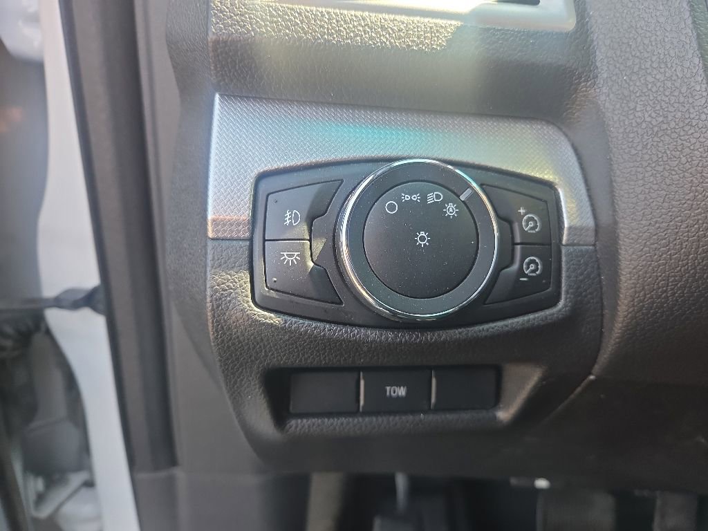 Used 2013 Ford Explorer XLT FWD image 11