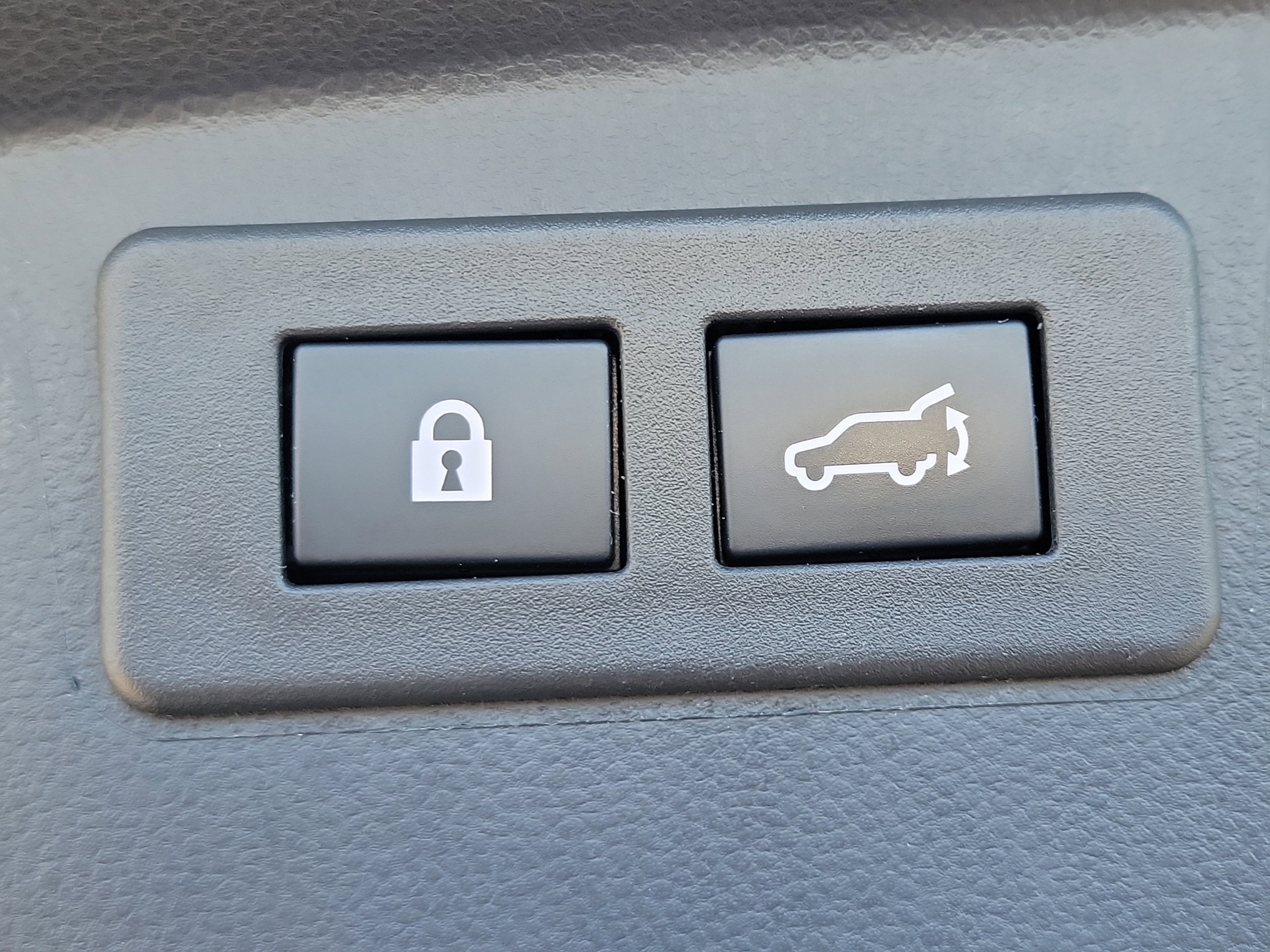 Certified 2022 Subaru Outback Limited XT image 13