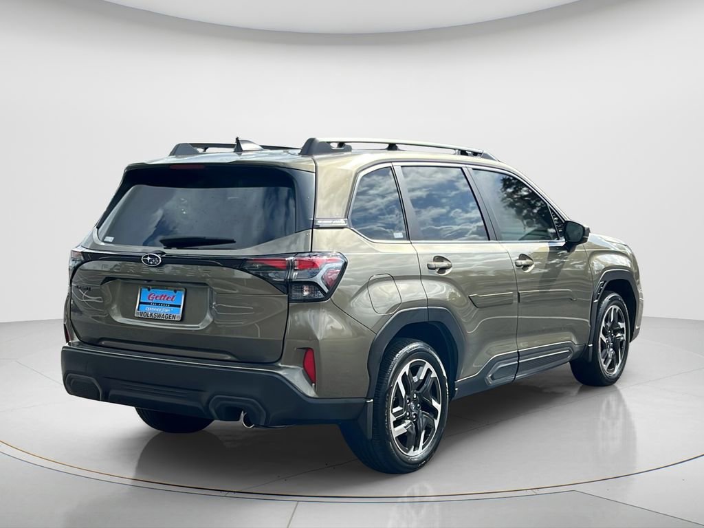 Used 2025 Subaru Forester Limited w/ Popular Package #2 AWD/4WD image 15