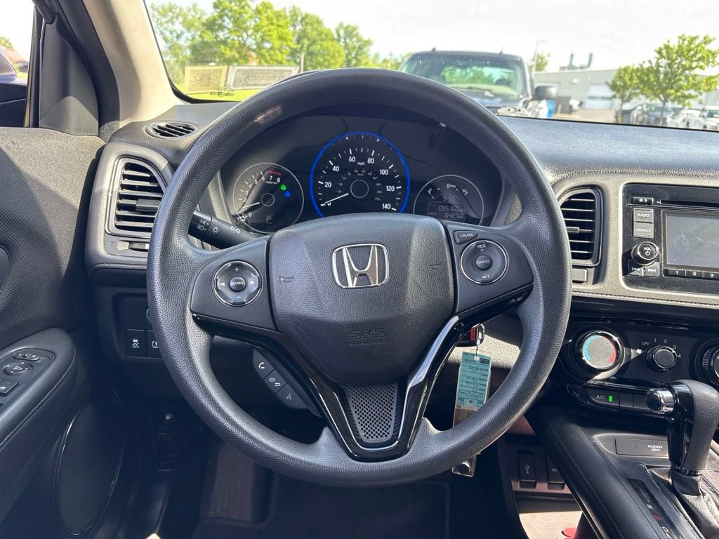 Used 2017 Honda HR-V LX image 18