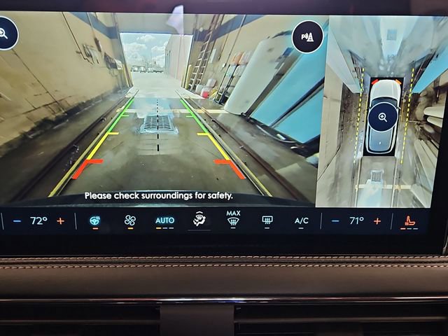 Used 2025 Lincoln Corsair Reserve w/ Jet Appearance Package image 17