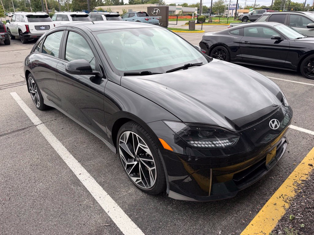Used 2025 Hyundai Ioniq 6 SEL AWD/4WD image 6