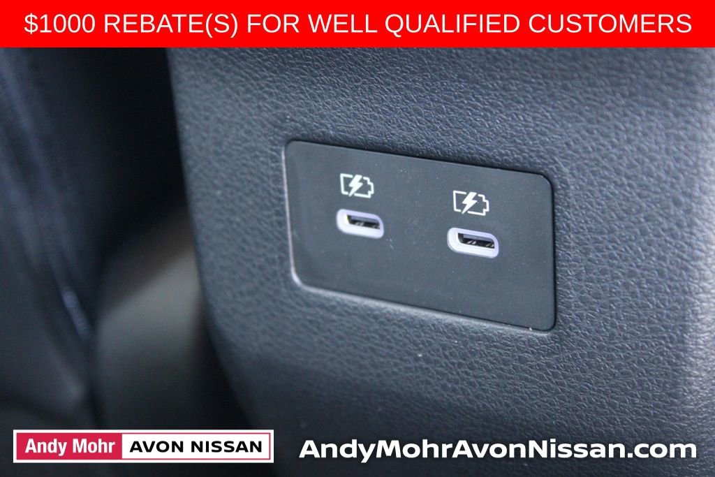 New 2026 Nissan Kicks SR w/ Cold Weather Package image 17