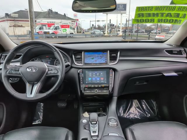 Used 2019 INFINITI QX50 Essential w/ Premium Heat Package image 14