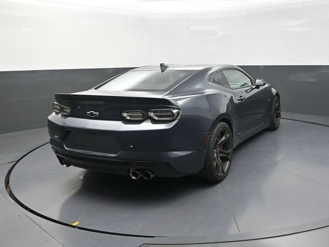 Used 2020 Chevrolet Camaro SS RWD image 8