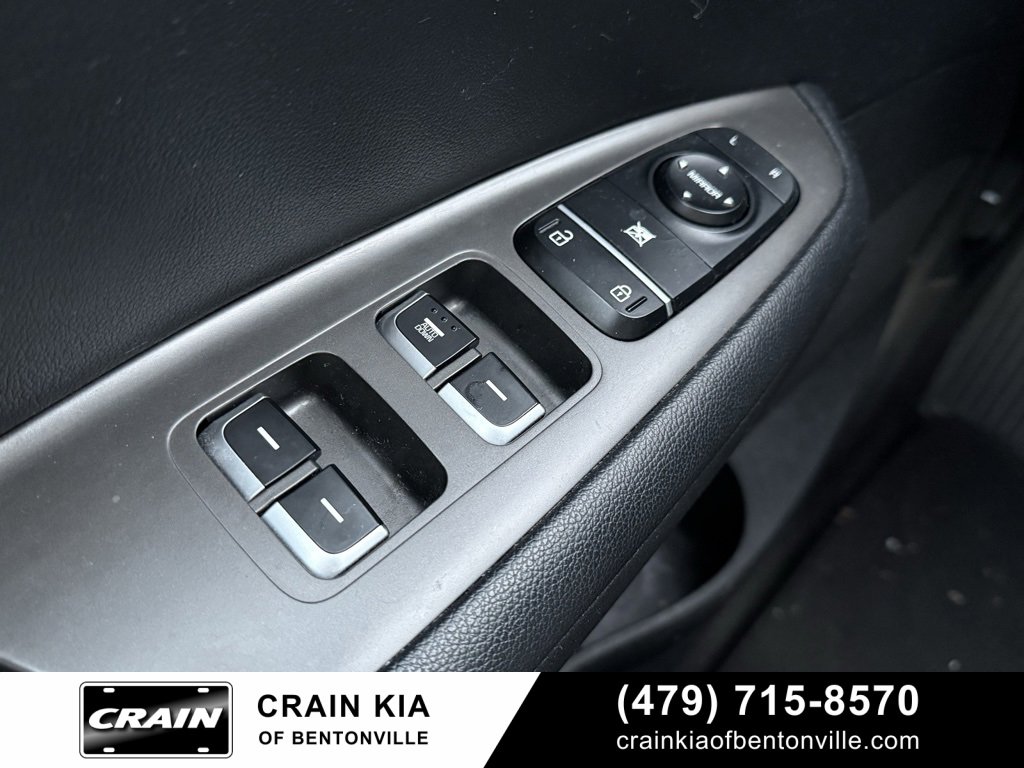 Used 2019 Kia Optima LX image 10