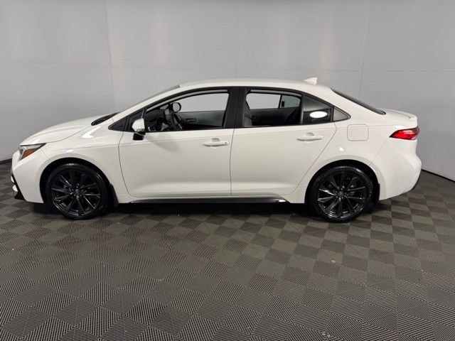 New 2026 Toyota Corolla SE FWD image 4