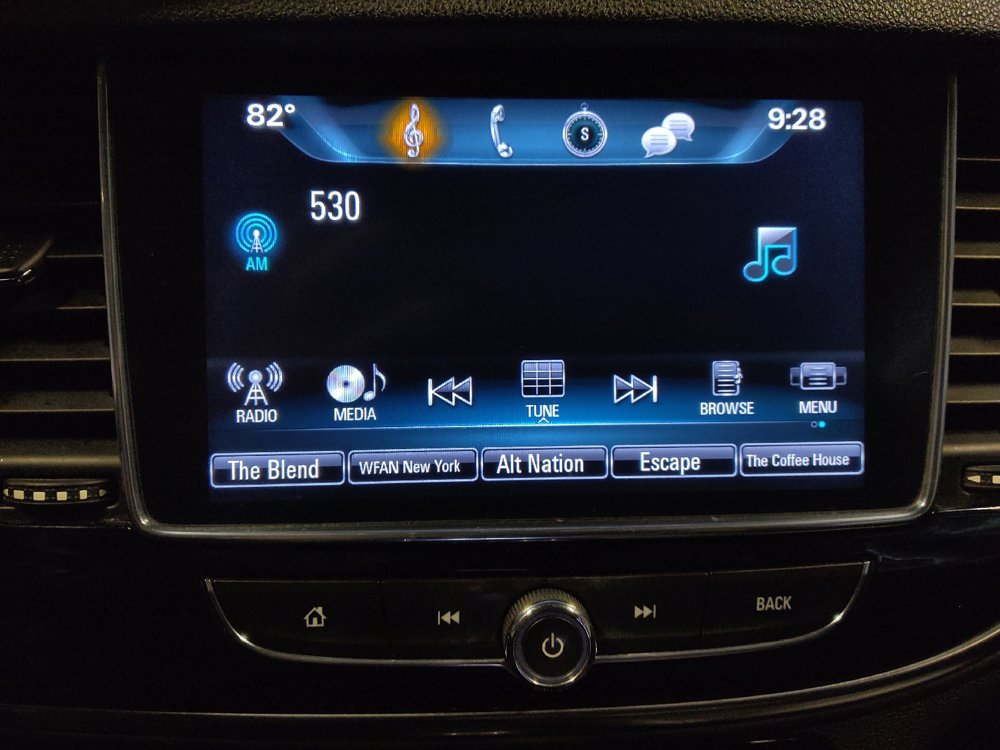 Used 2018 Buick Encore Essence FWD image 25