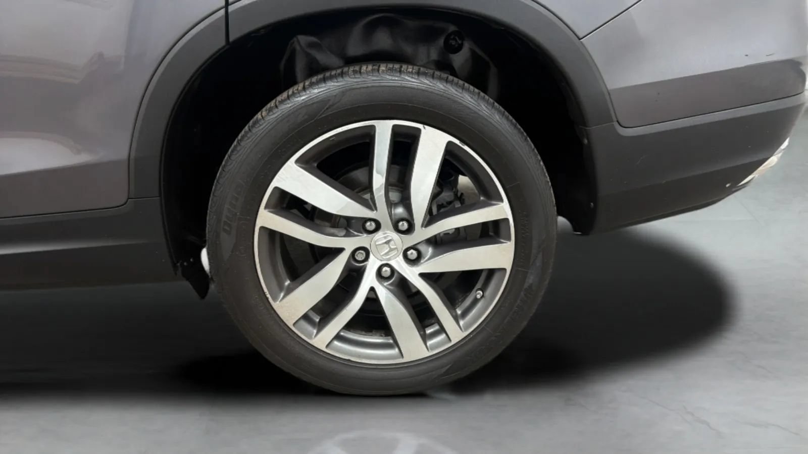 Used 2018 Honda Pilot Elite image 27
