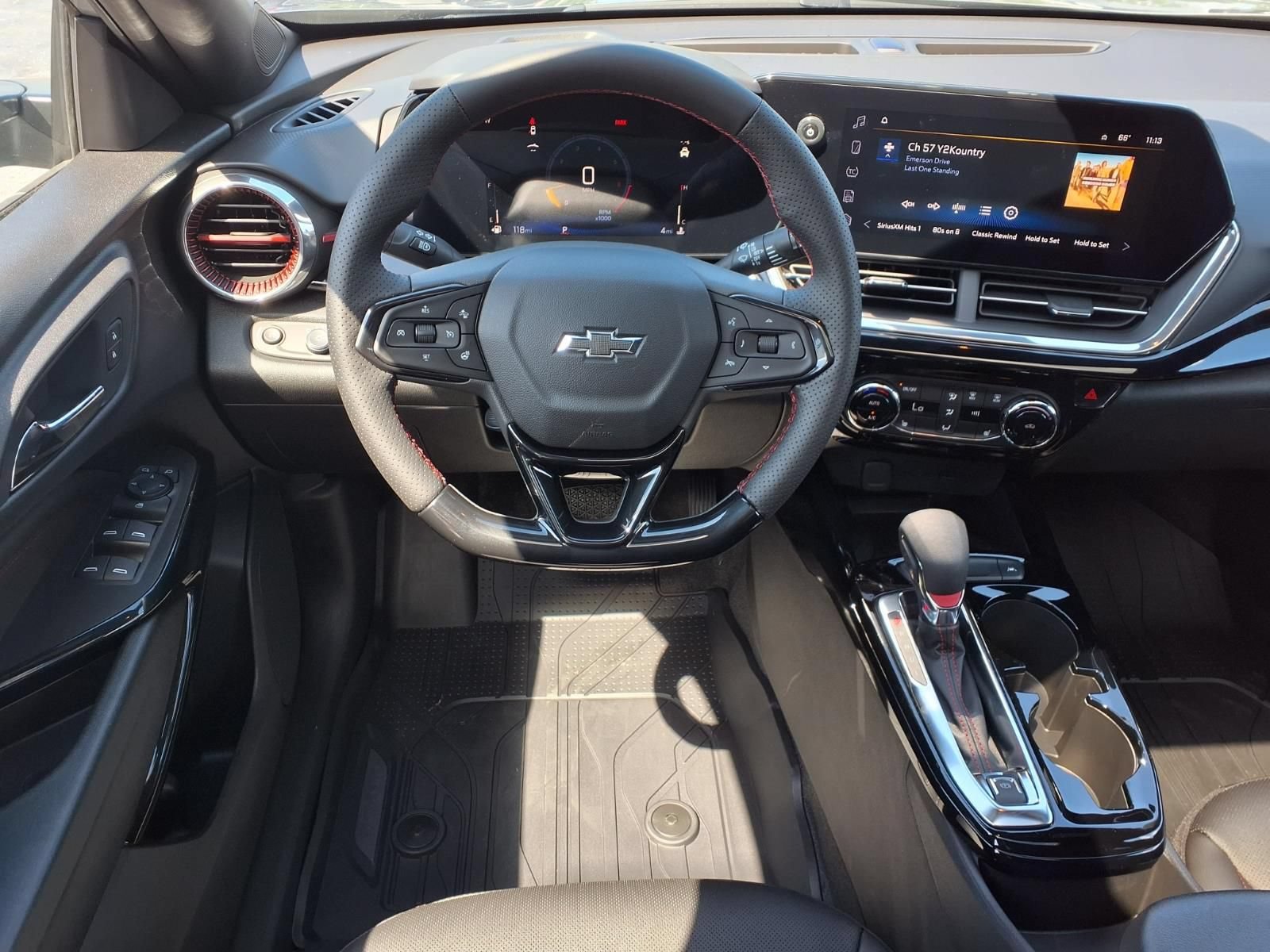New 2026 Chevrolet Trax RS FWD image 4