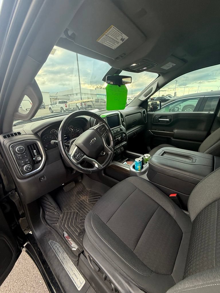 Used 2021 Chevrolet Silverado 1500 LT Trail Boss w/ Bed Protection Package AWD/4WD image 8