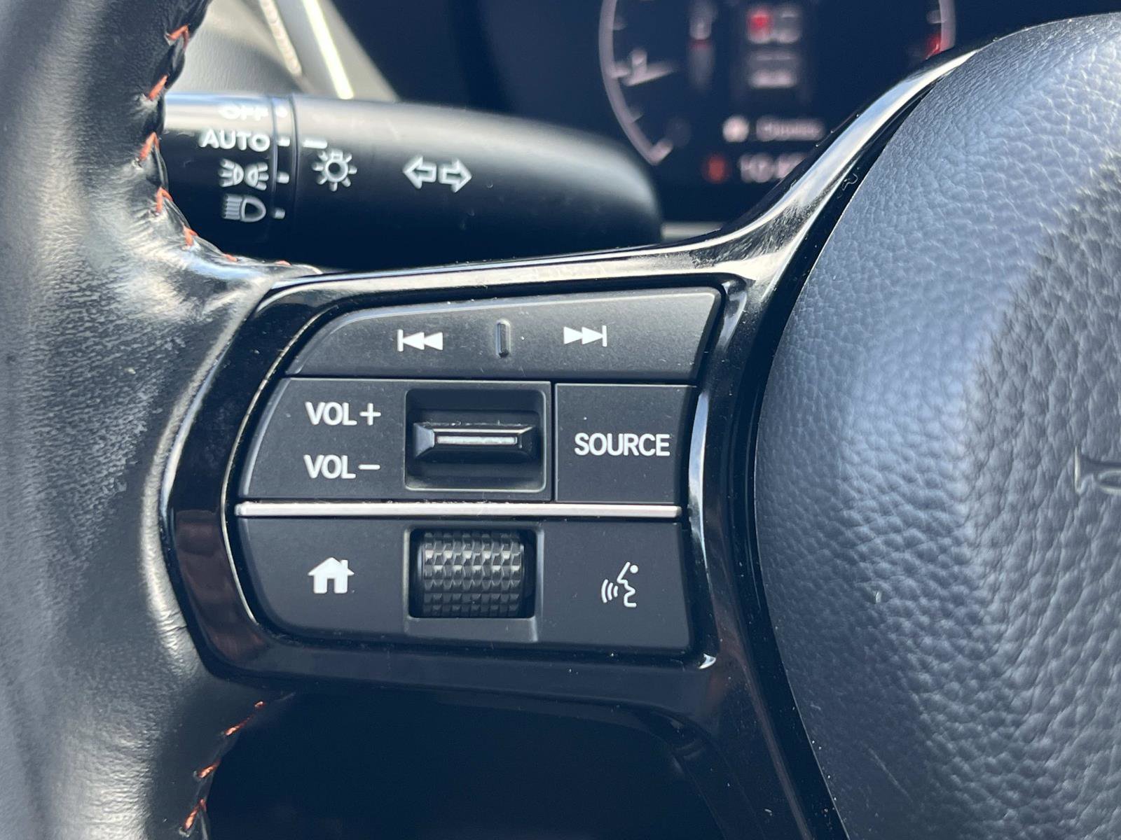 Certified 2023 Honda HR-V Sport image 9