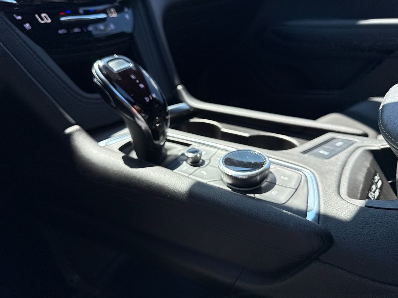 Used 2024 Cadillac XT6 Sport image 22