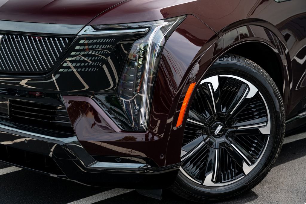 Used 2025 Cadillac Escalade IQ Sport 1 AWD/4WD image 3