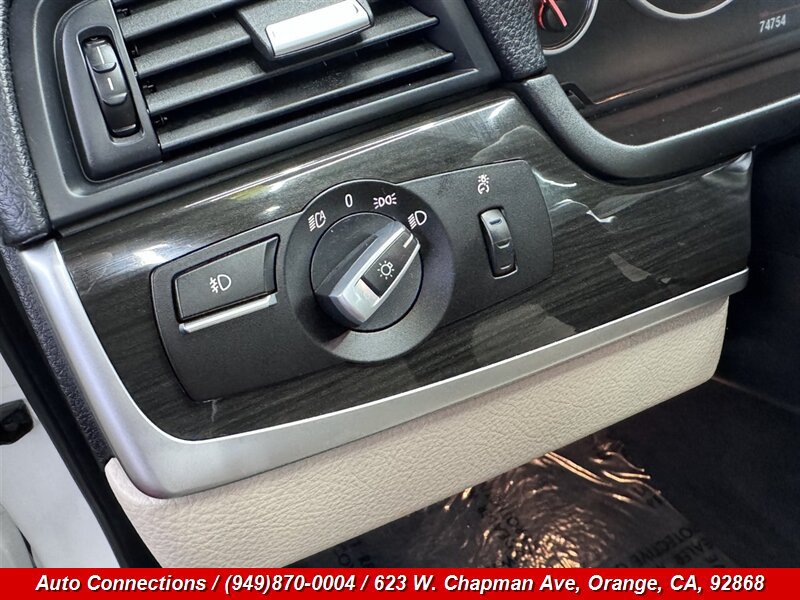 Used 2012 BMW 528i Sedan RWD image 24