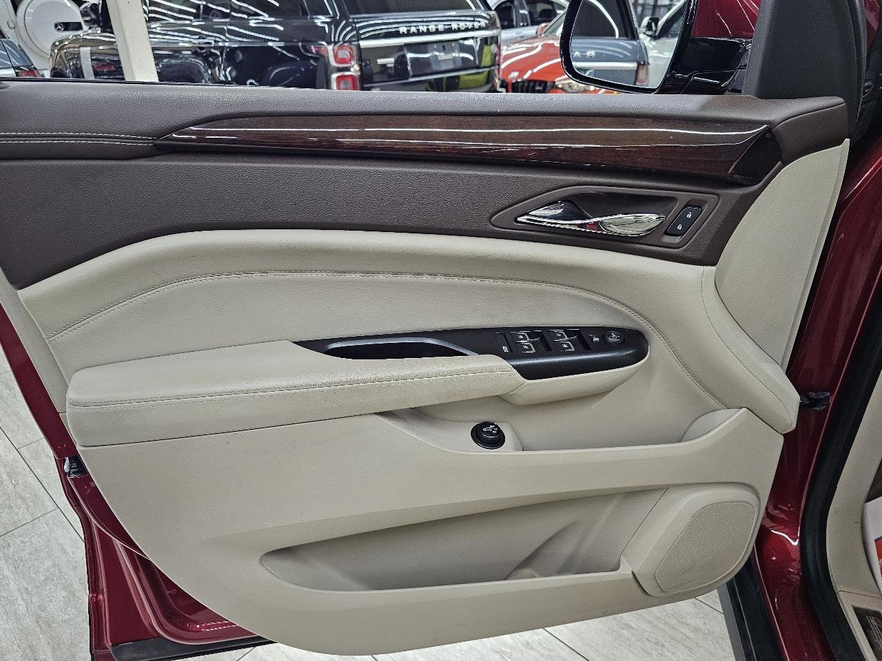 Used 2015 Cadillac SRX Premium w/ Driver Assist Package image 41