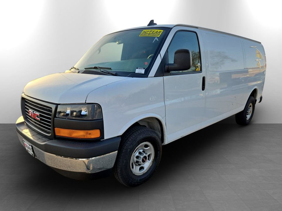 Used 2022 GMC Savana 3500 Extended w/ Driver Convenience Package RWD image 11