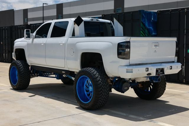Used 2015 Chevrolet Silverado 2500 LTZ w/ Duramax Plus Package AWD/4WD image 4