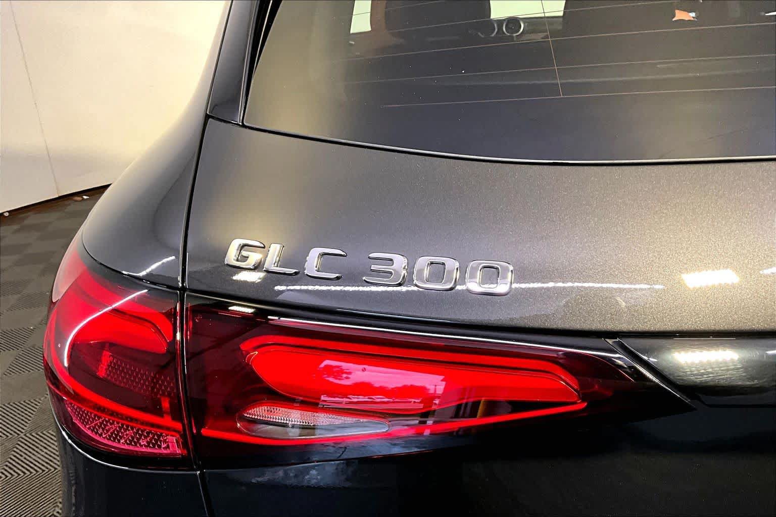 Certified 2026 Mercedes-Benz GLC 300 4MATIC image 33