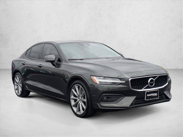 Used 2021 Volvo S60 T5 Momentum FWD video 3