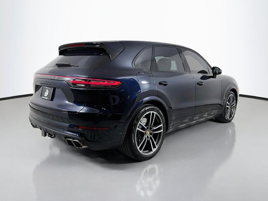 Used 2023 Porsche Cayenne Turbo AWD/4WD image 5