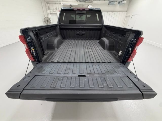 Certified 2022 Chevrolet Silverado 1500 LTZ w/ LTZ Premium Package AWD/4WD image 25