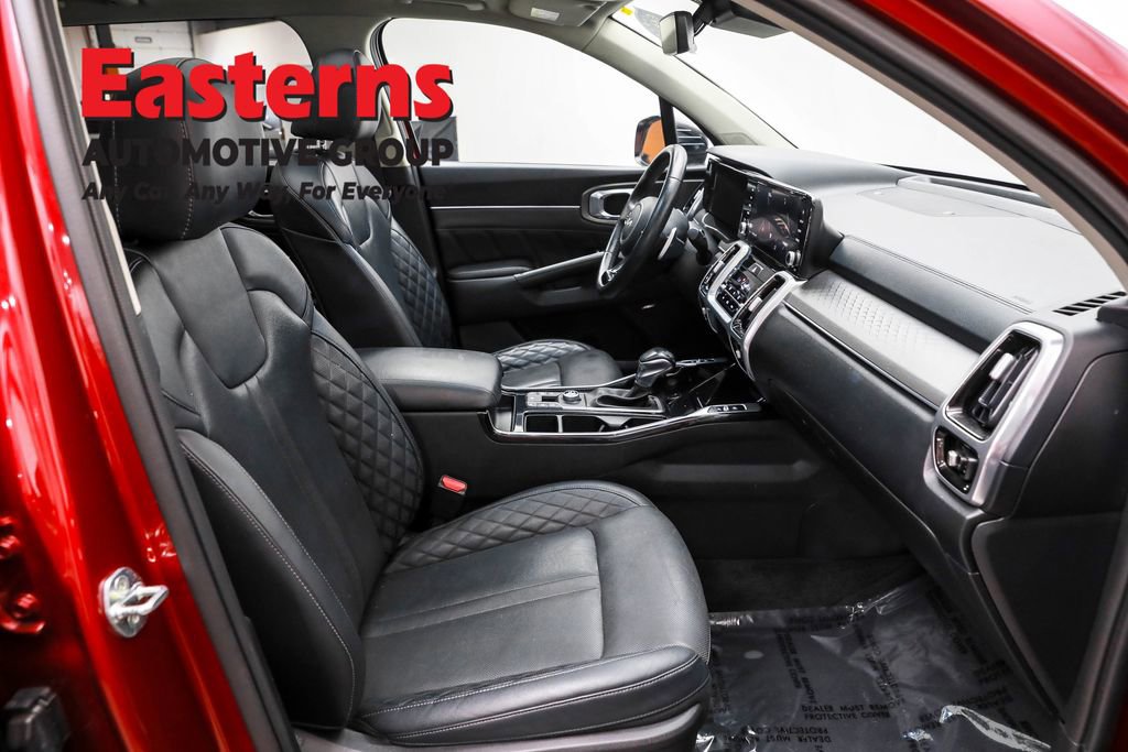 Used 2022 Kia Sorento SX image 24