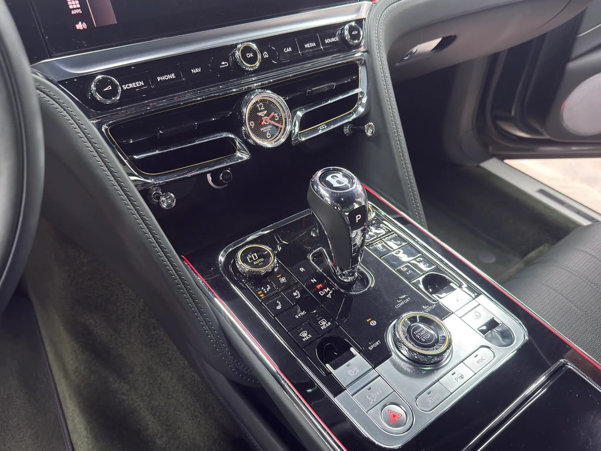 Used 2022 Bentley Flying Spur V8 AWD/4WD image 41