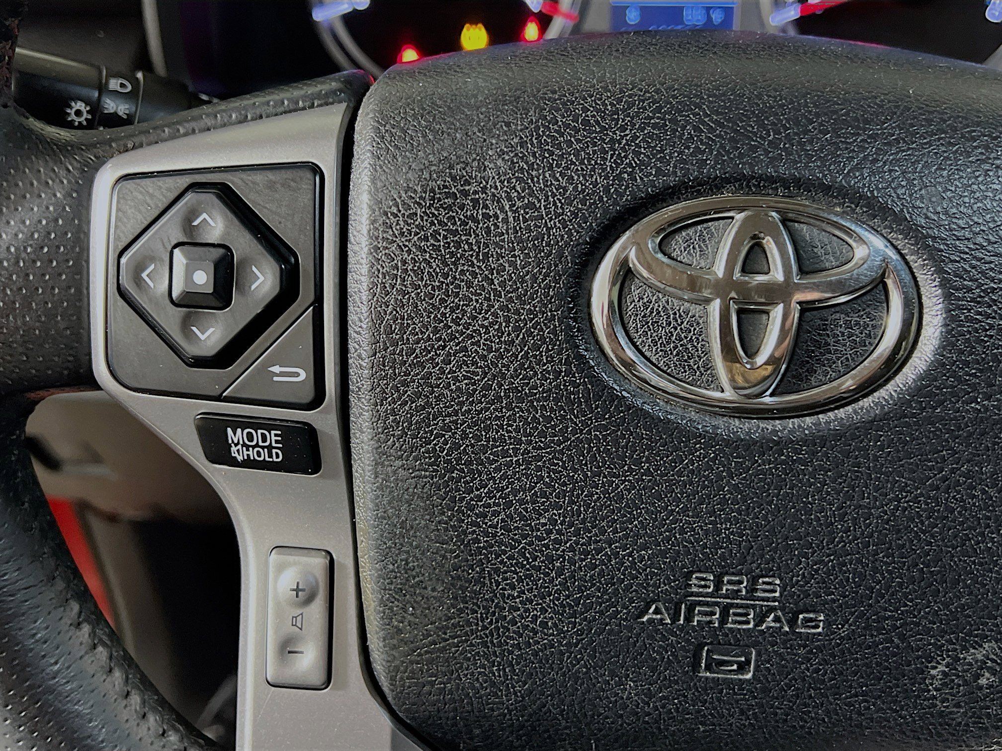Used 2016 Toyota 4Runner Limited image 19