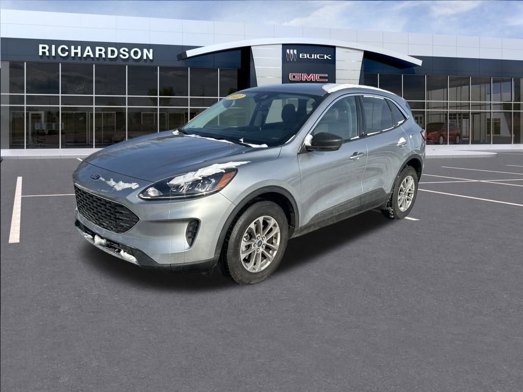 Used 2022 Ford Escape SE w/ Cold Weather Package image 1