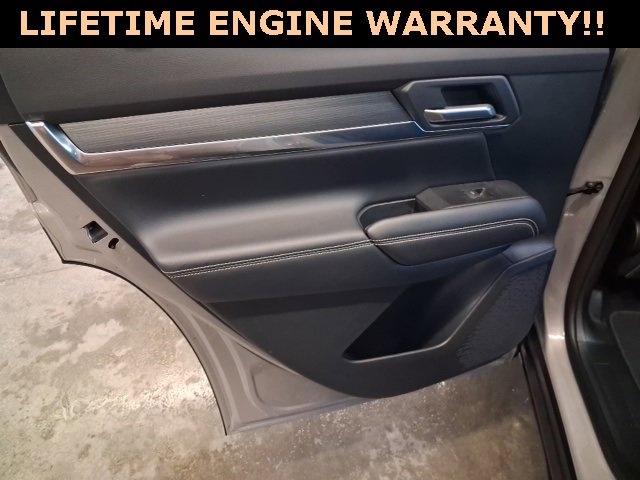 Used 2025 GMC Terrain Elevation image 21