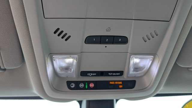 Used 2019 Chevrolet Equinox LT AWD/4WD image 23