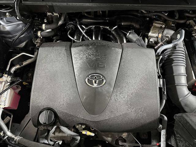 Certified 2022 Toyota Highlander XLE image 12