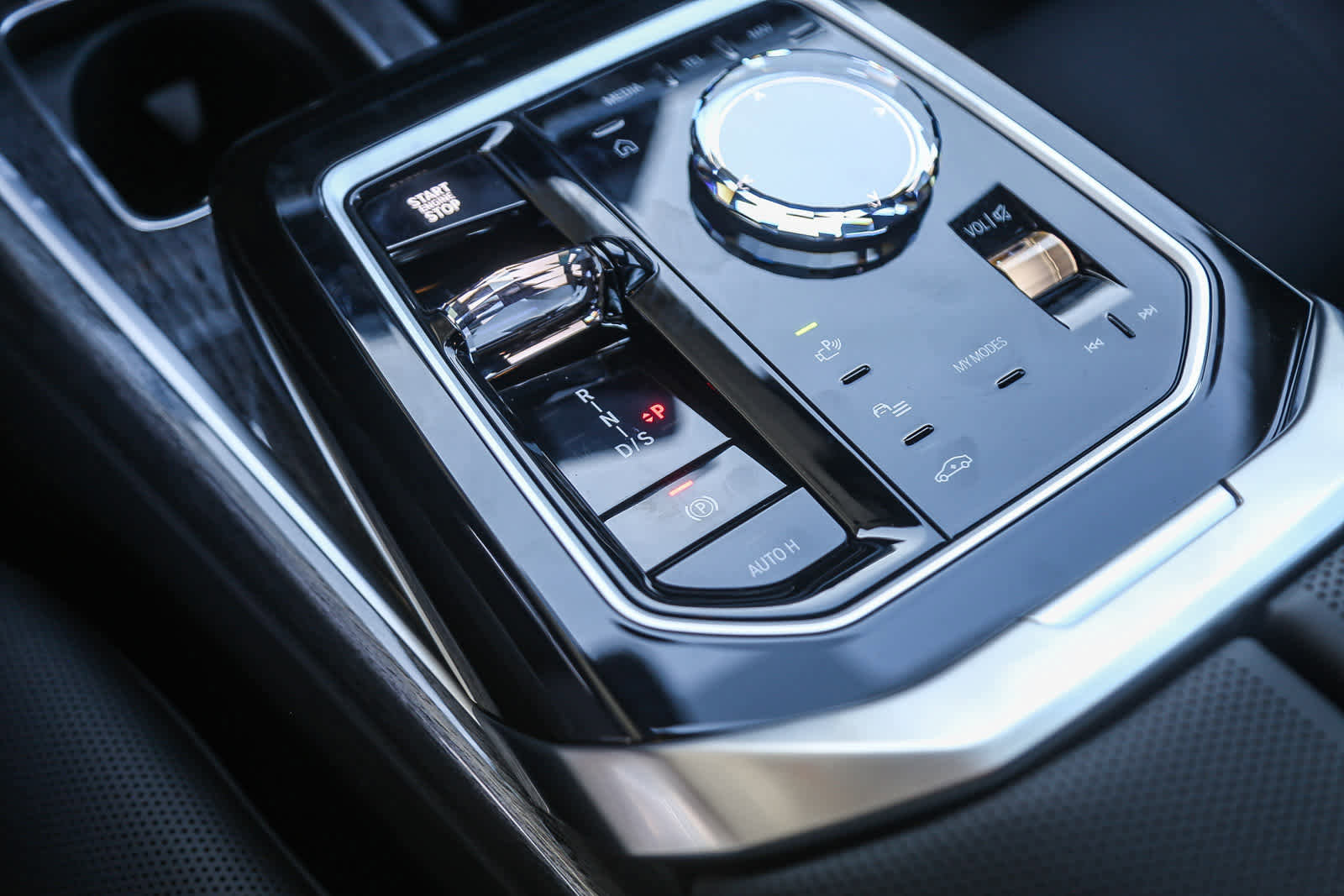 New 2026 BMW 760i xDrive w/ Executive Package image 16