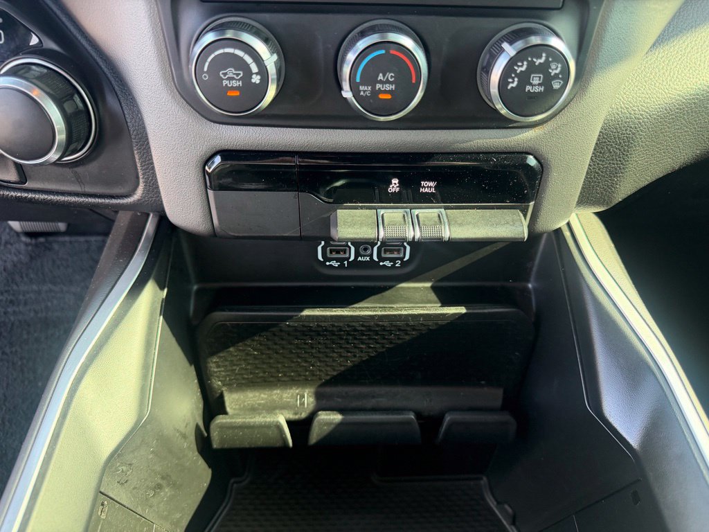 Used 2021 RAM 1500 Big Horn AWD/4WD image 35