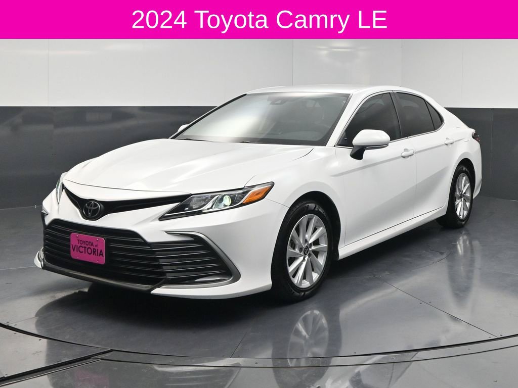 Used 2024 Toyota Camry LE w/ Convenience Package FWD image 2