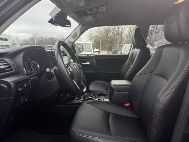 Used 2024 Toyota 4Runner TRD Off-Road Premium image 16